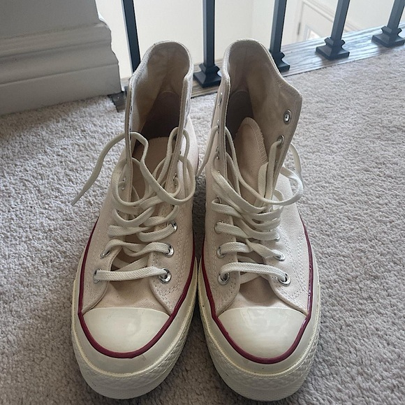 Chuck Taylor Converse - Picture 4 of 4